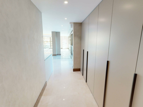 le-45-hall-1675175429.jpg