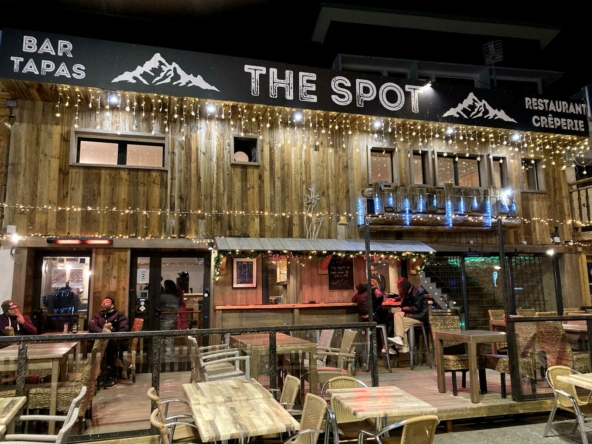 the-spot-facade-3-1694594819.jpg
